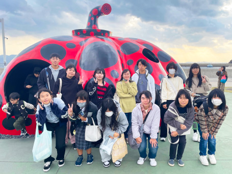 美術部の活動写真