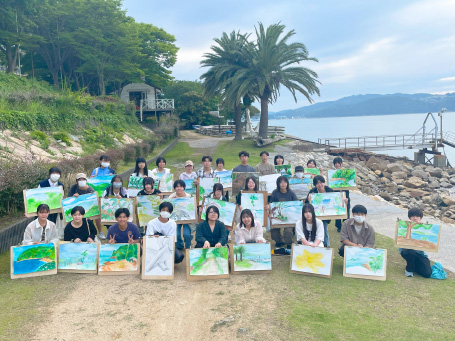 美術部の活動写真