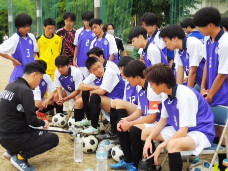 サッカー部の活動写真